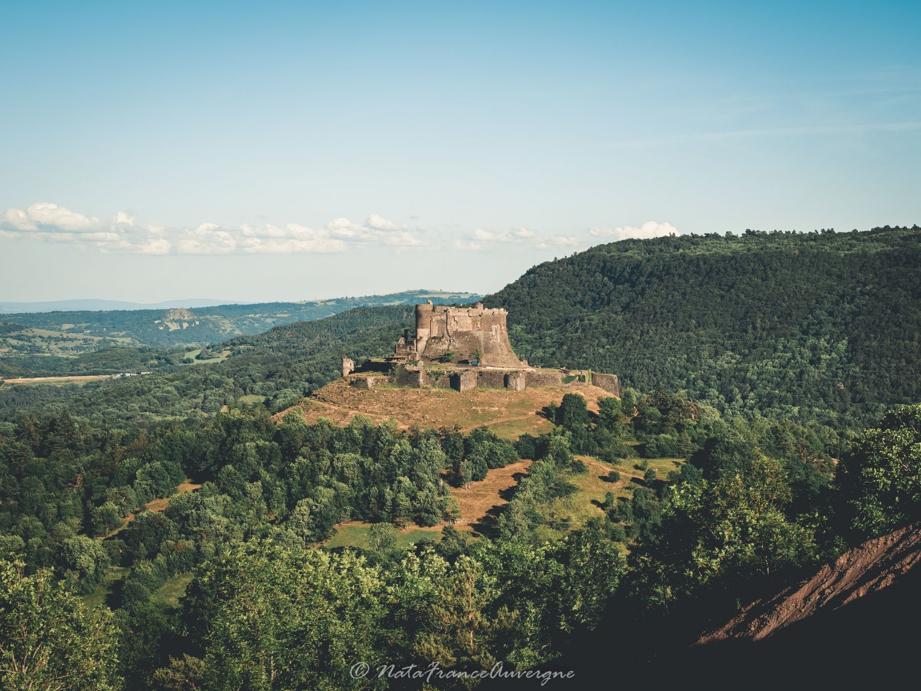 Château de Murol juillet 2023 by @NataFranceAuvergne-2132